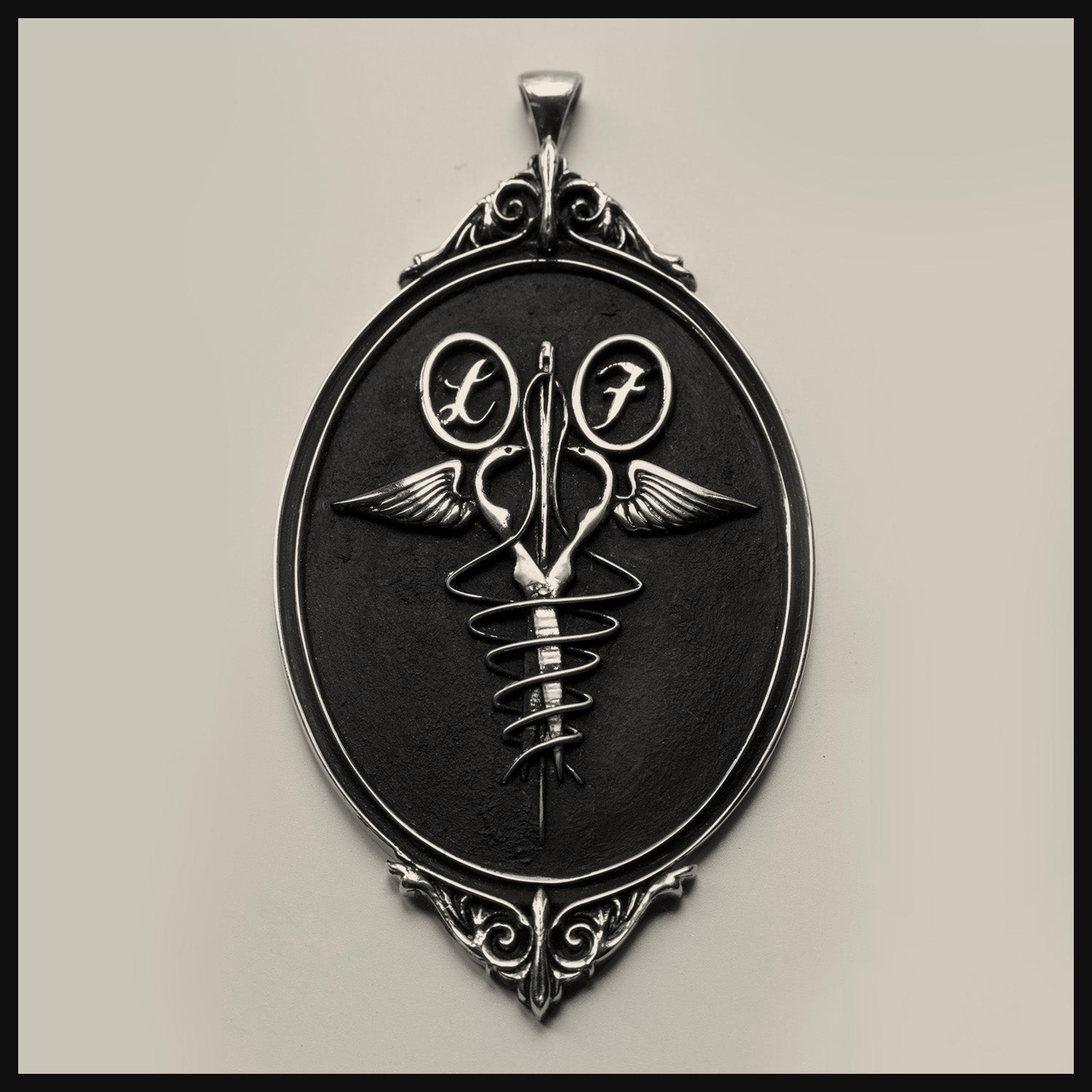 LF Cameo ~ necklace (silver) - Laura Flook